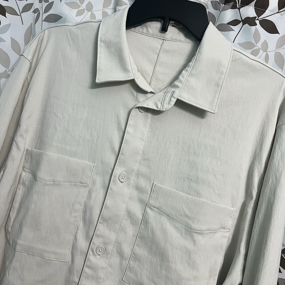 LULULEMON Men's New Venture Long Sleeve Shirt Large Cream Beige Nylon Polyester